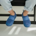 Trampki_dzianinowe_BLUEBERRY-365977.webp